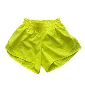 LuLulemon Hotty Hot Womens Size 0 Neon Highlight Yellow Short
